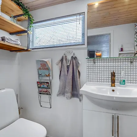 Amazing In With View *